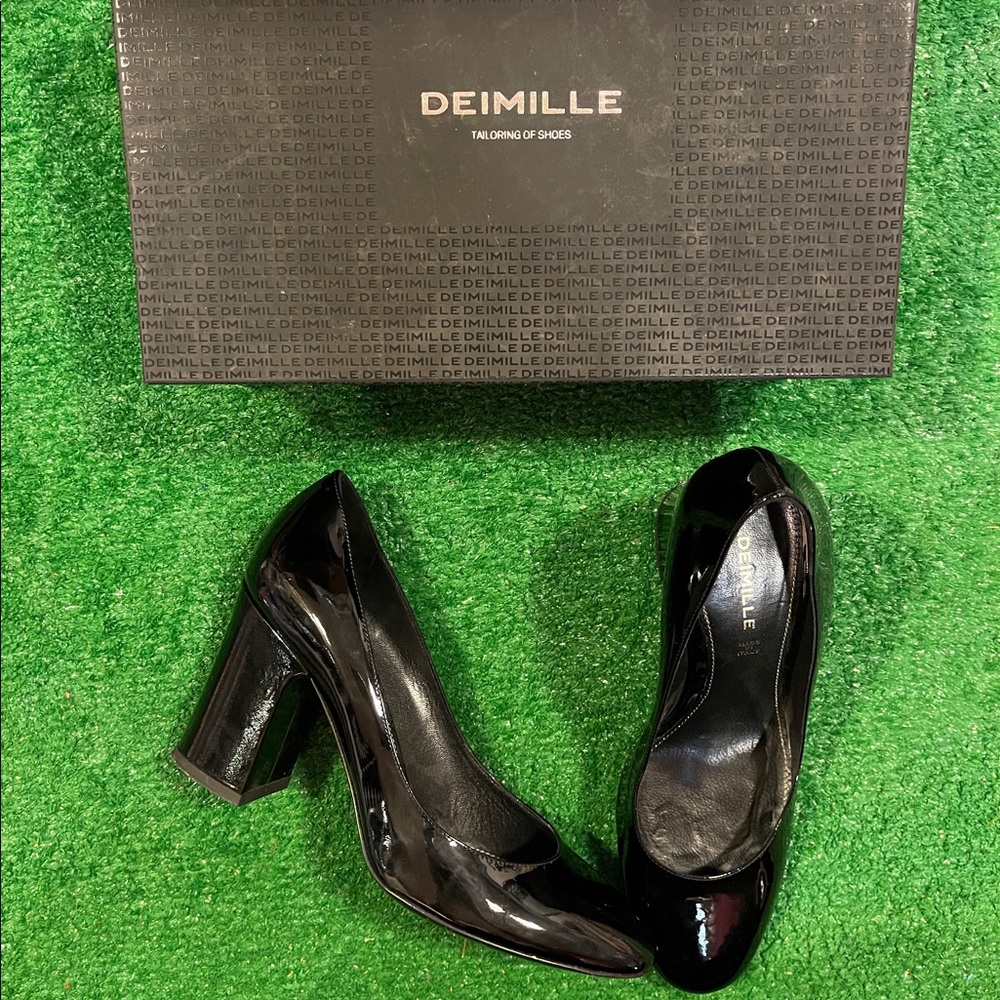 Deimille black patent heels EU40 EUC made in Italy